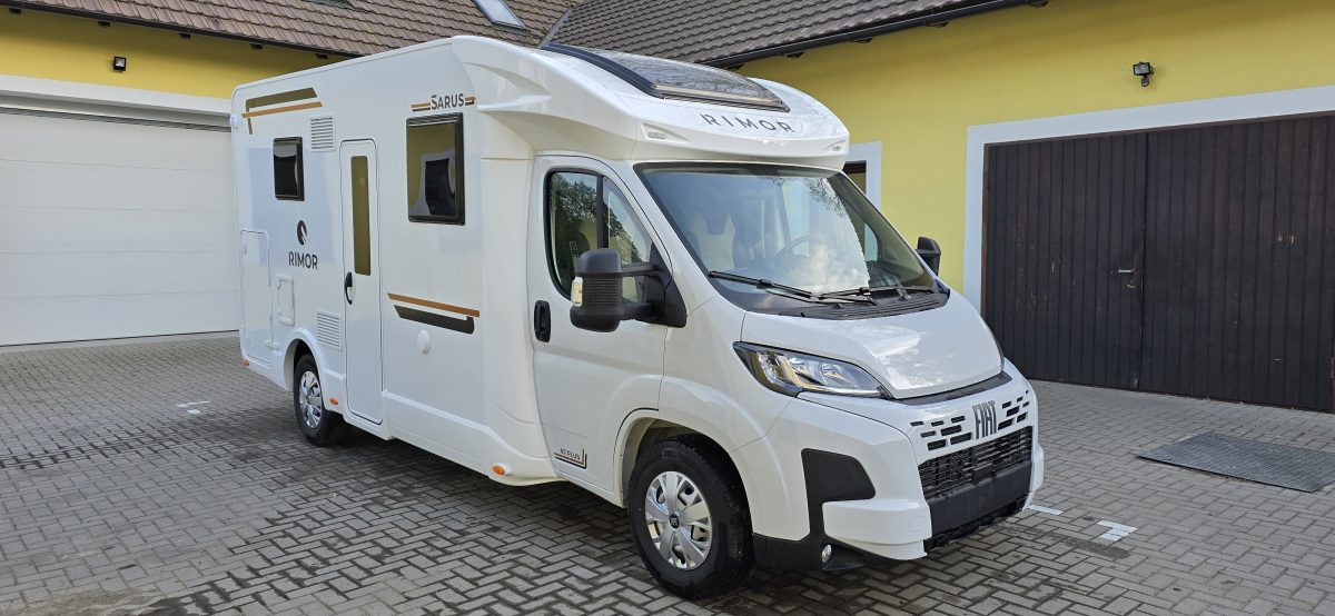 Foto - SARUS 67 Plus
